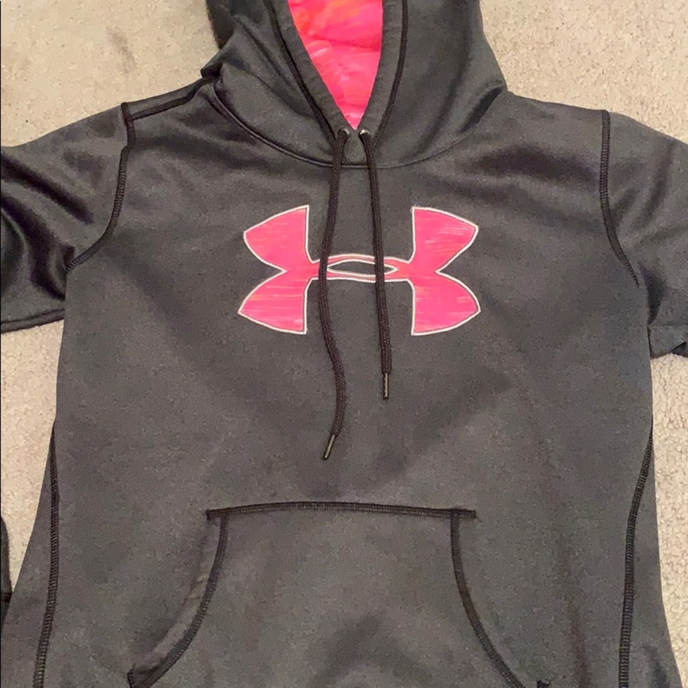 women’s under armour hoodie